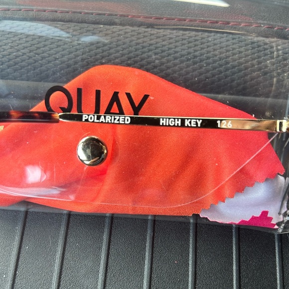 Quay High Key Polarized - Picture 3 of 3